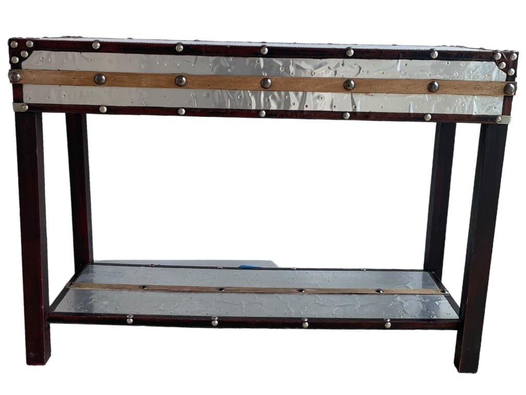 TRUNK STYLE ACCENT CONSOLE TABLE 41": TRUNK STYLE ACCENT CONSOLE TABLE -29" X 41" X 15" APPROX -VERY GOOD PRE OWNED CONDITION -DP61024