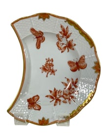 HEREND FORTUNA CRESCENT PLATE 7"
