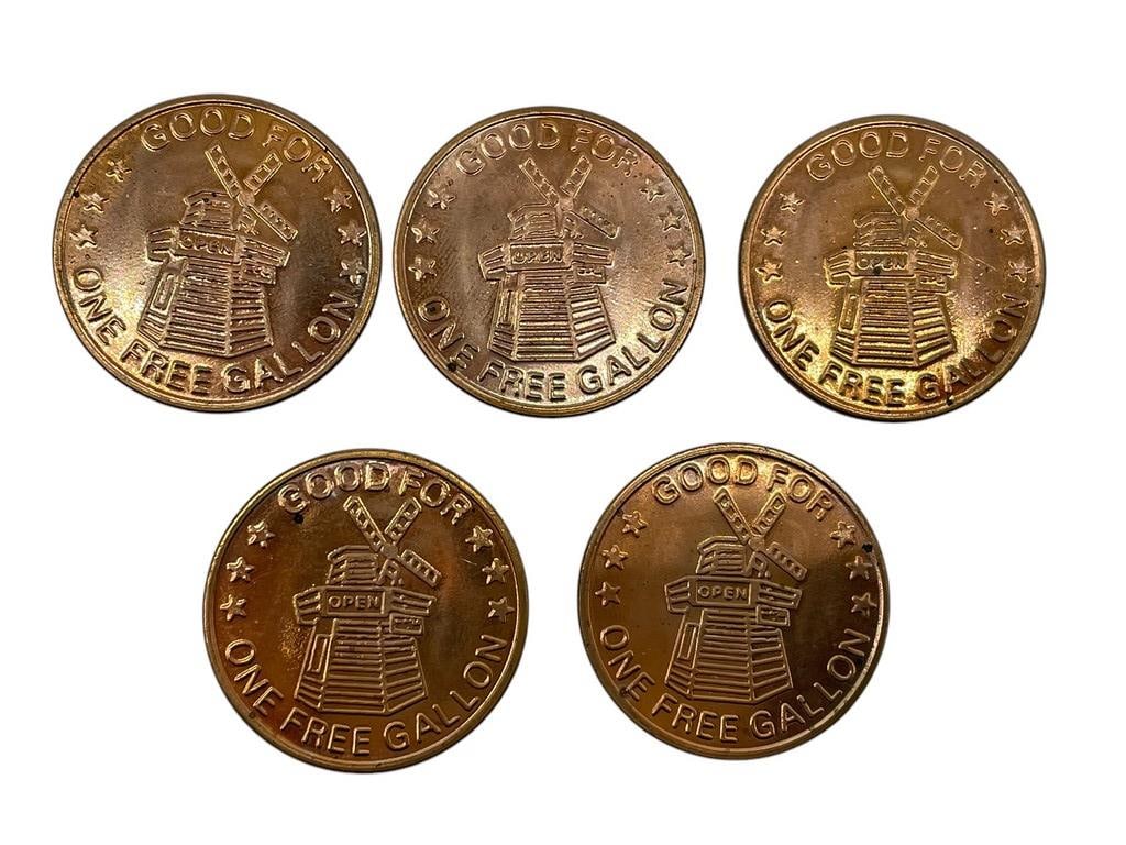 WATERMILL EXPRESS GOOD FOR ONE FREE GALLON TOKENS: 5 VINTAGE "WATERMILL EXPRESS" GOOD FOR ONE FREE GALLON TOKENS -VERY GOOD PRE OWNED CONDITION -DP1325 -***Please note that due to limited storage space, all items must be picked up within 14 days of th