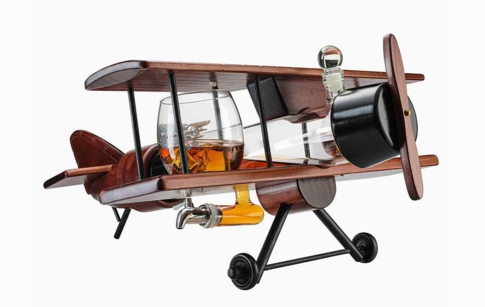 NIB Whiskey Decanter Airplane Set and 2 GLASSES (1 of 7)
