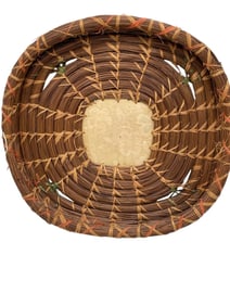 EARLY NATIVE AMERICAN HANDWOVEN COILED BASKET 9"