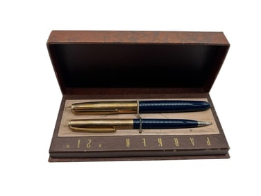 VINTAGE PARKER “21?? BLUE FOUNTAIN PEN & PENCIL SET