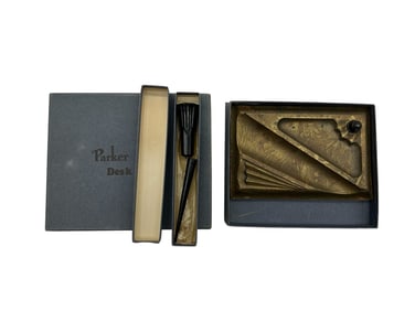 VINTAGE PARKER DUOFOLD DESK SET WITH ORIGINAL BOX