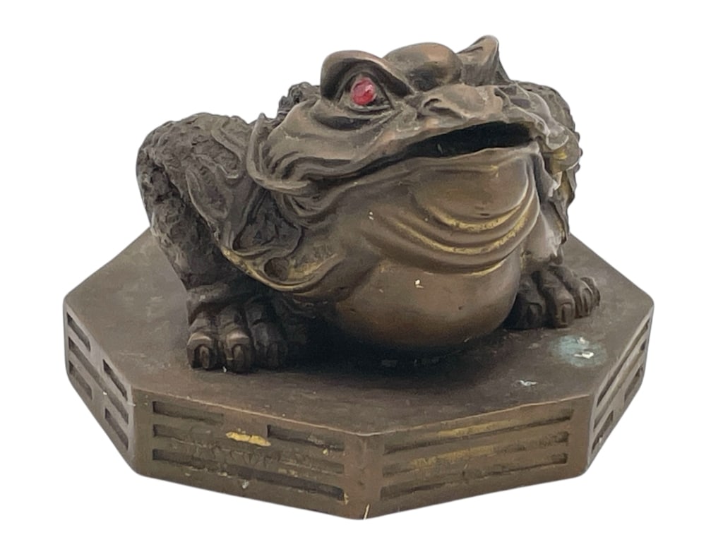 VINTAGE CHINESE MONEY FROG STATUE CAST BRONZE 3" (1 of 7)