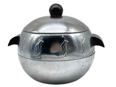 WEST BEND COMPANY PENGUIN HOT & COLD SERVER 8"