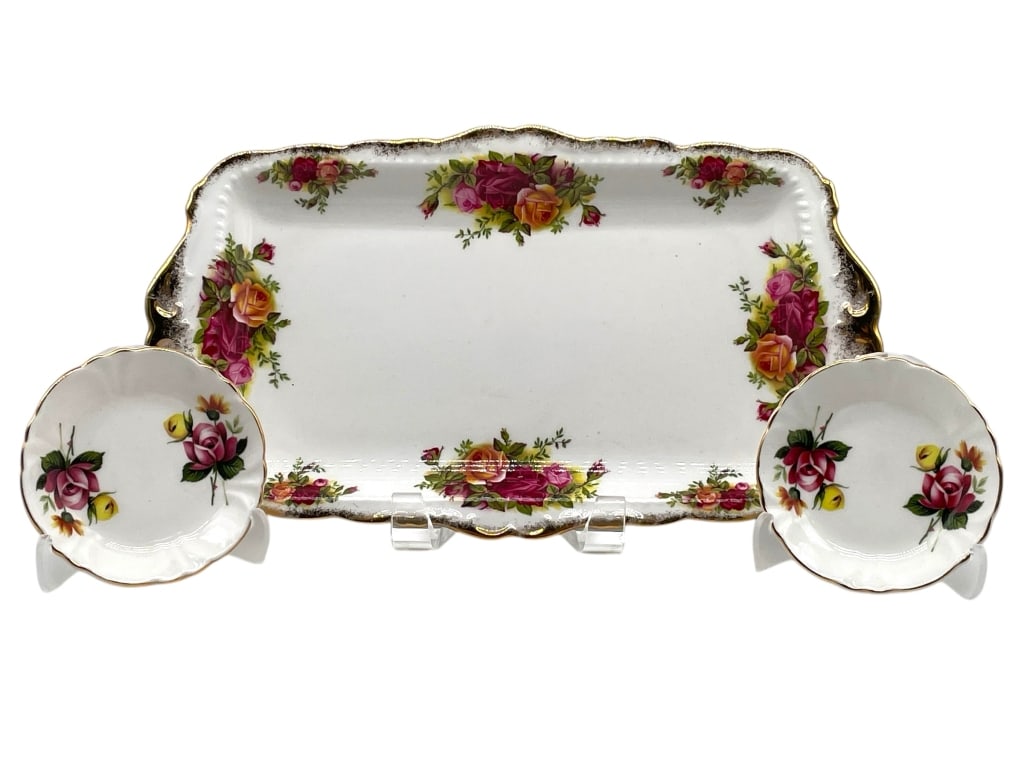ROYAL ALBERT TRAY W/ 2 ROYAL WINDSOR SMALL DISHES (1 of 8)