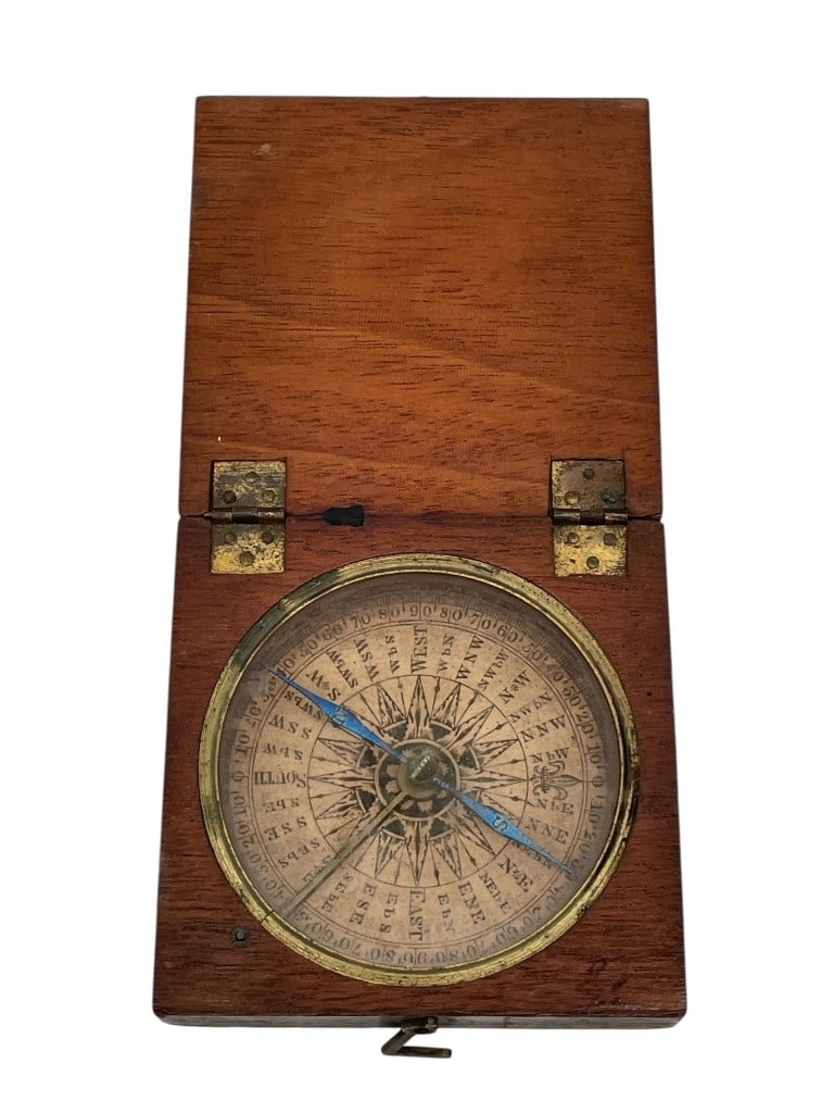 ANTIQUE STYLE BRASS AND WOOD FOLDING COMPASS 6" (1 of 5)