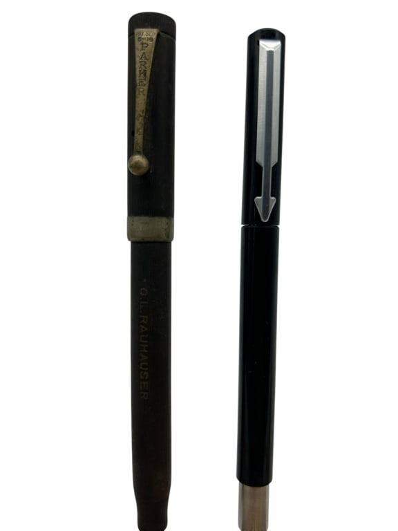 PAIR OF PARKER PENS (1 of 4)