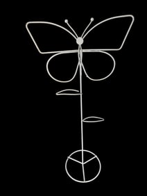 VINTAGE WHITE WIRE BUTTERFLY TOWEL HOLDER