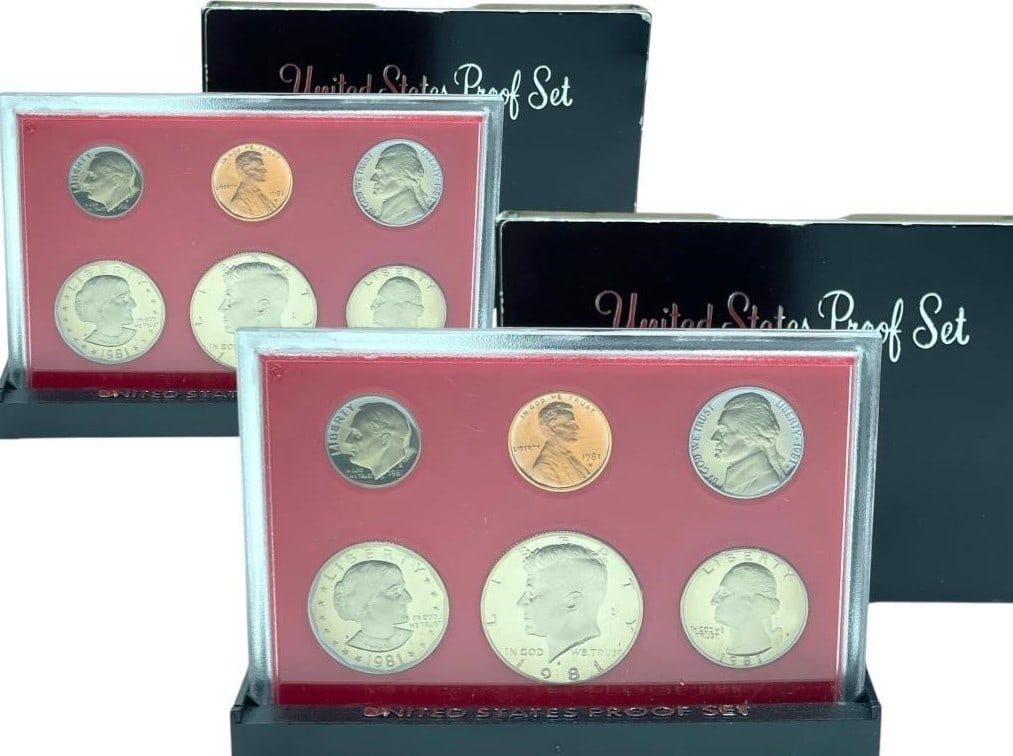 2 1981 UNITED STATES PROOF COLLECTIBLE COIN SETS (1 of 6)