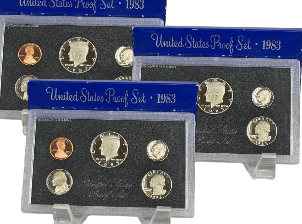 3 1983 UNITED STATES PROOF COLLECTIBLE COIN SETS (1 of 3)