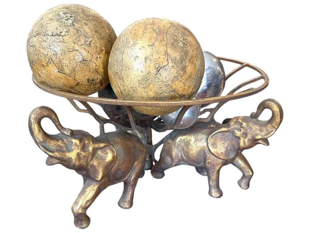 VINTAGE BRASS ELEPHANT CENTERPIECE WITH ORBS 13" (1 of 5)