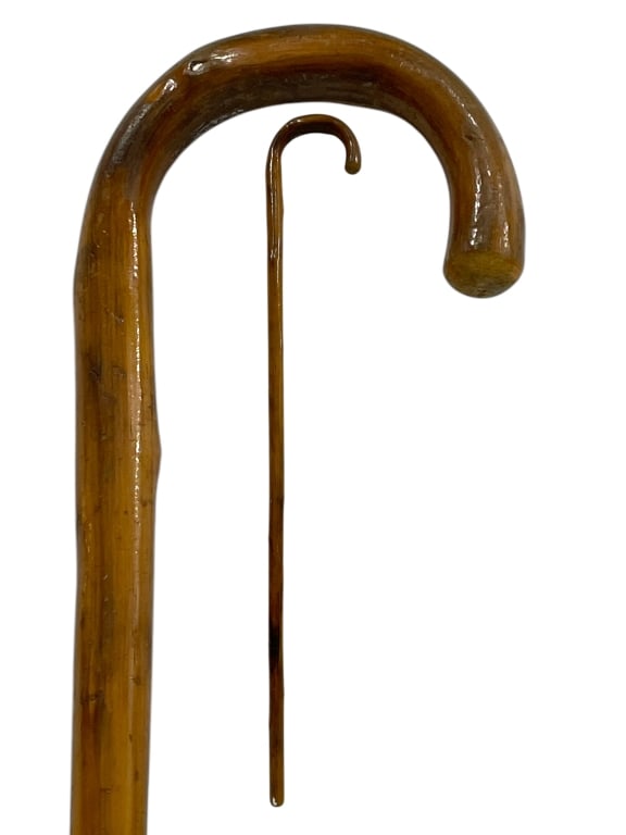 HAND-CARVED VINTAGE WOODEN WALKING CANE 34" (1 of 2)