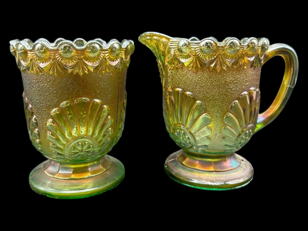 CARNIVAL GLASS CUP AND CREAMER SET OF 2 4" (1 of 5)