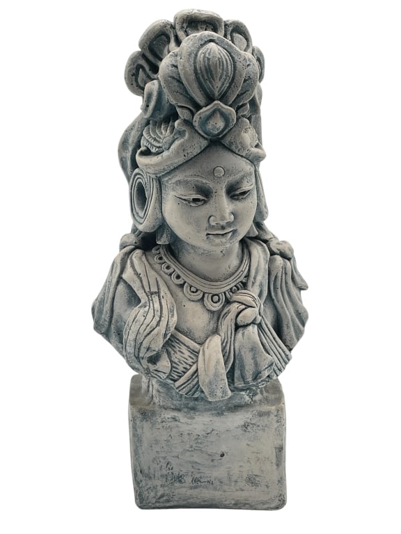 VINTAGE INDIAN CEMENT BUST STATUE 18": VINTAGE INDIAN CEMENT BUST STATUE 18" -VERY GOOD PRE OWNED CONDITION -APPROX 18" X 5.5" -JA 022025 ***Please note that due to limited storage space, all items must be picked up within 14 days of the a