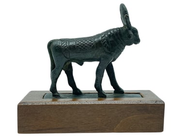 ANCIENT EGYPTIAN BRONZE APIS BULL FIGURE 2.75"