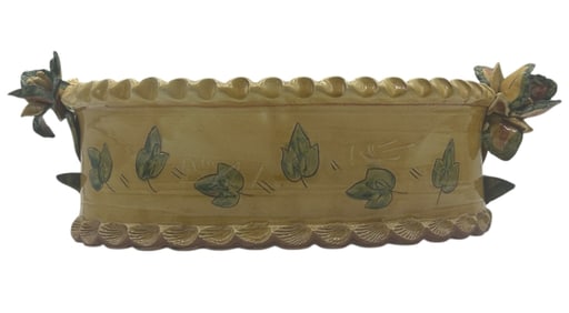 MAJOLICA STYLE CERAMIC CENTERPIECE 15"