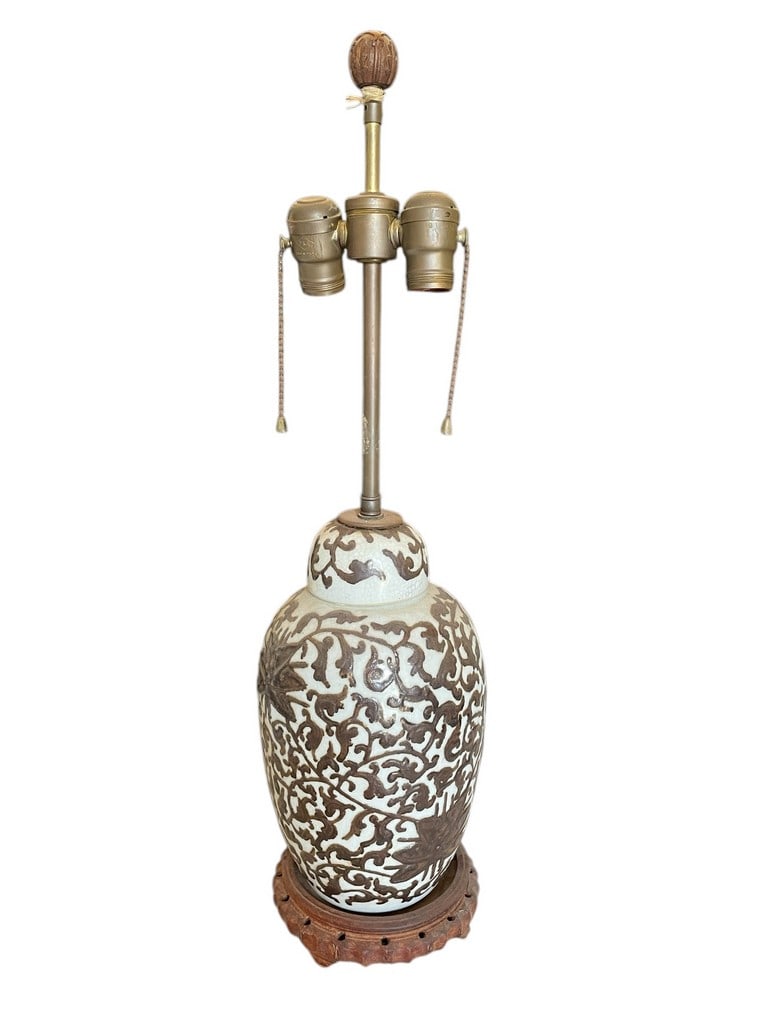 ASIAN STYLE CERAMIC TABLE LAMP 25" (1 of 5)