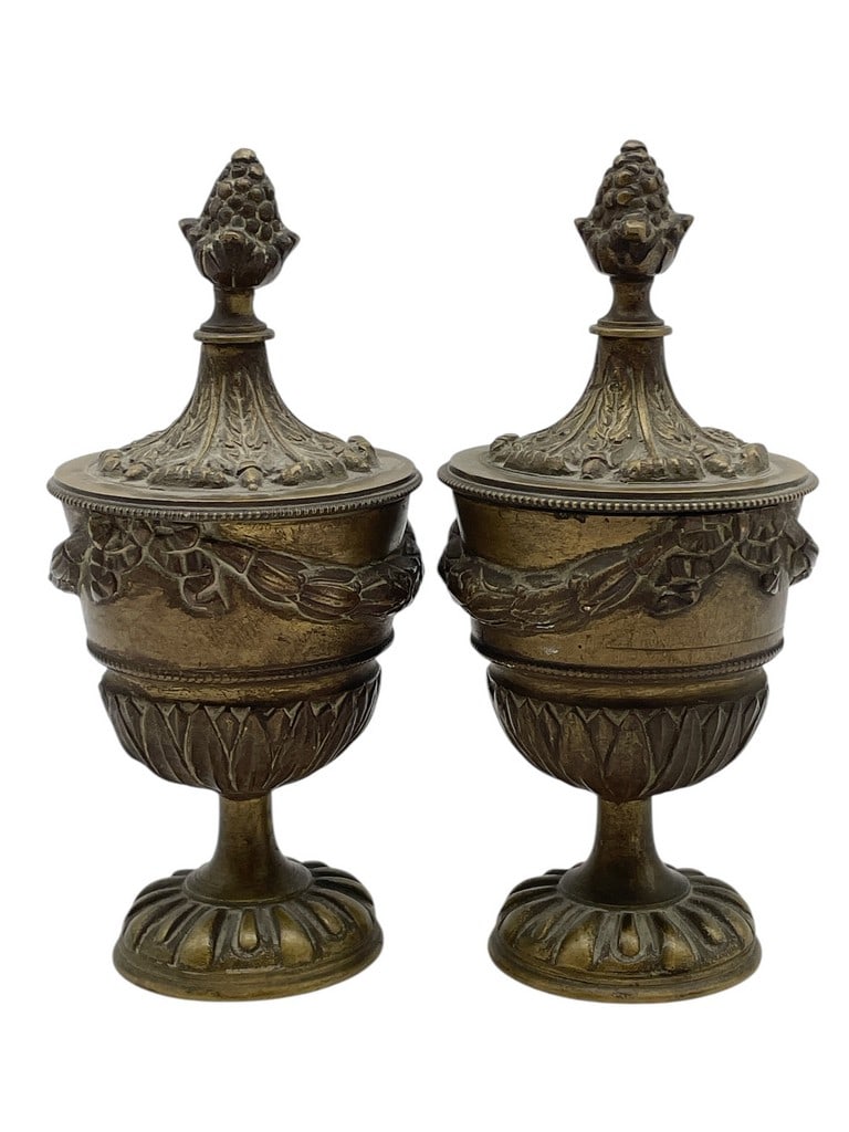 PAIR OF ANTIQUE BRONZE FINIAL URNS WITH LIDS 6" (1 of 4)