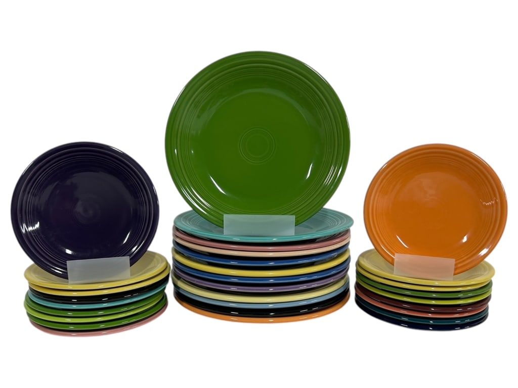 LOT OF FIESTA WARE DINNER & SALAD PLATES (1 of 5)