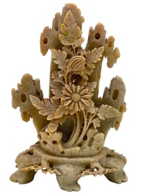 CHINESE SOAPSTONE SCULPTURE 6"