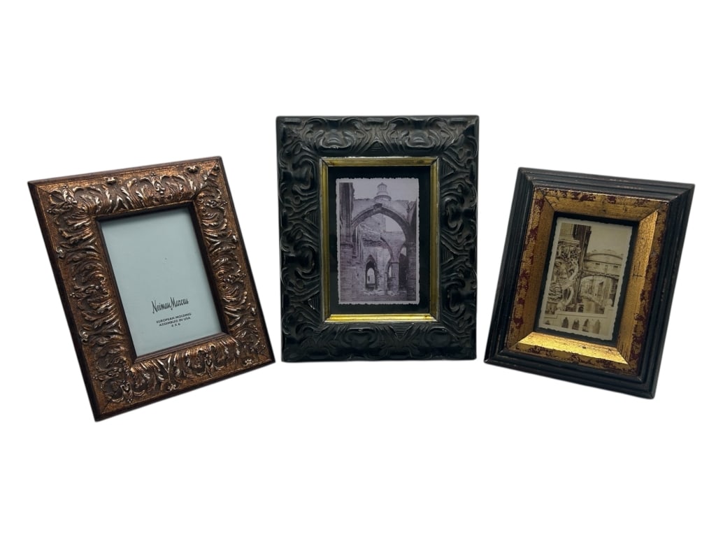 SET OF 3 DECORATIVE TABLETOP PHOTO FRAMES 11" (1 of 3)