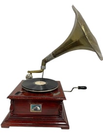 VINTAGE "HIS MASTER’S VOICE" REPRODUCTION GRAMOPHONE