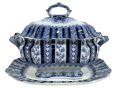CAULDON BLUE AND WHITE TUREEN SET