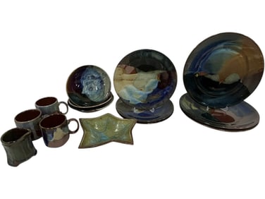 STUDIO POTTERY DINNERWARE SET, HAND-SIGNED 11"