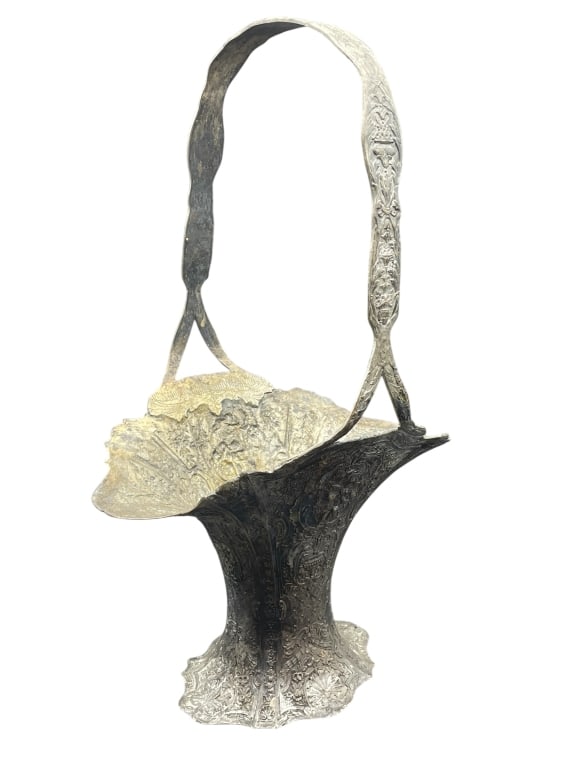 VINTAGE SILVER BRIDES BASKET 17" (1 of 7)