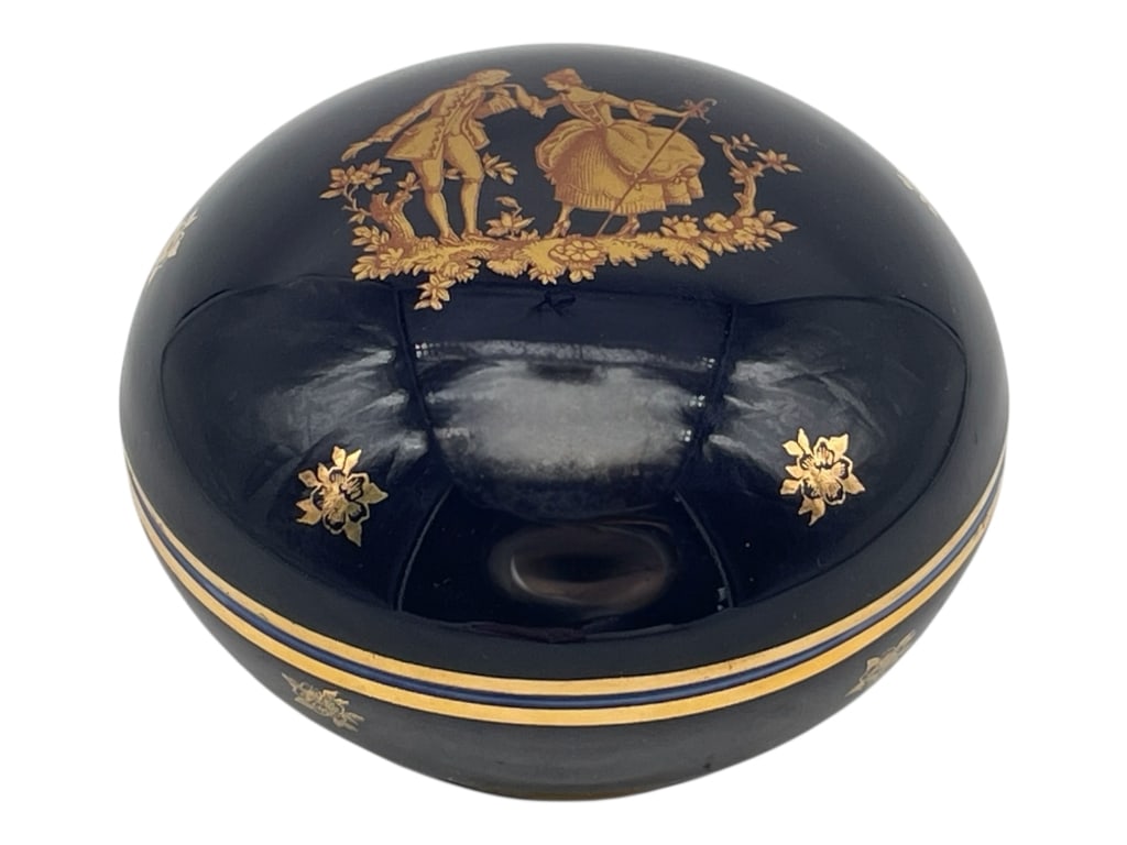LIMOGES FRANCE PORCELAIN TRINKET BOX 4.25" (1 of 9)