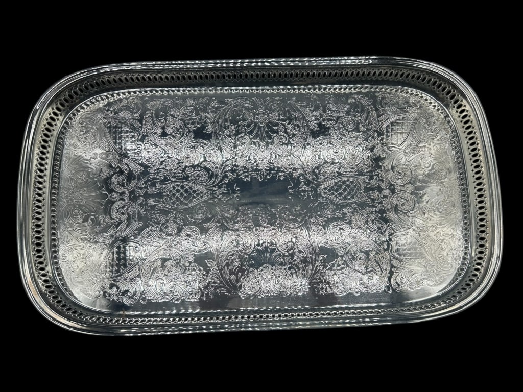 VINTAGE SILVERPLATED RECTANGULAR GALLERY TRAY (1 of 5)