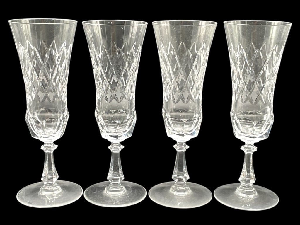 4 WATERFORD STYLE CHAMPAGNE TOASTING FLUTES (1 of 4)