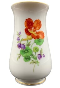 MEISSEN VINTAGE PORCELAIN VASE