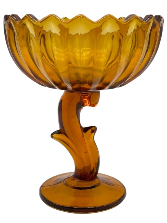 VINTAGE INDIANA PEDESTAL AMBER GLASS LOTUS BOWL: VINTAGE INDIANA PEDESTAL AMBER GLASS LOTUS BOWL -VERY GOOD PRE OWNED CONDITION -APPROX 7.5" X 6" -JA 123124 #2