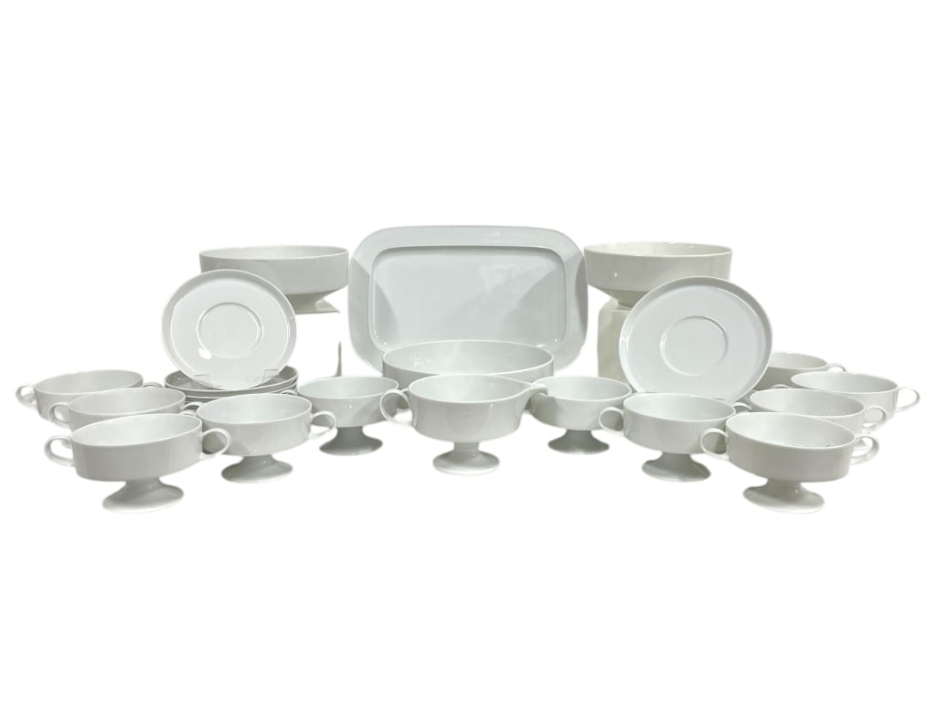 ROSENTHAL WHITE DINNERWARE SET 32 PCS (1 of 15)