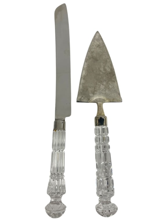 VINTAGE CRYSTAL HANDLE CAKE KNIFE AND SERVER SET (1 of 4)