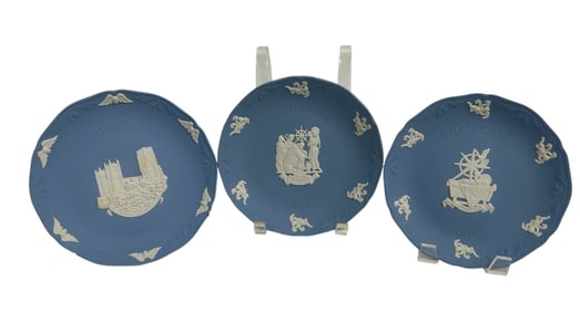 WEDGEWOOD CHRISTMAS PLATES