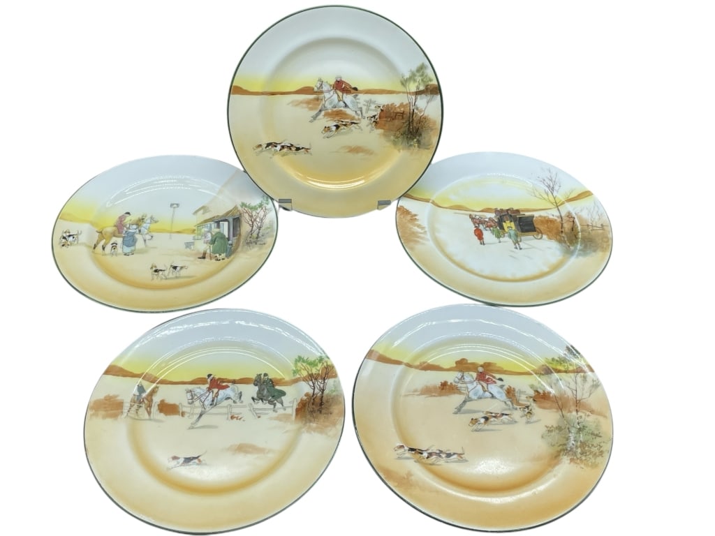 SET OF 5 ROYAL DOULTON PLATES 8" (1 of 4)