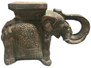 VINTAGE ASIAN STYLE ELEPHANT GARDEN TABLE 17"