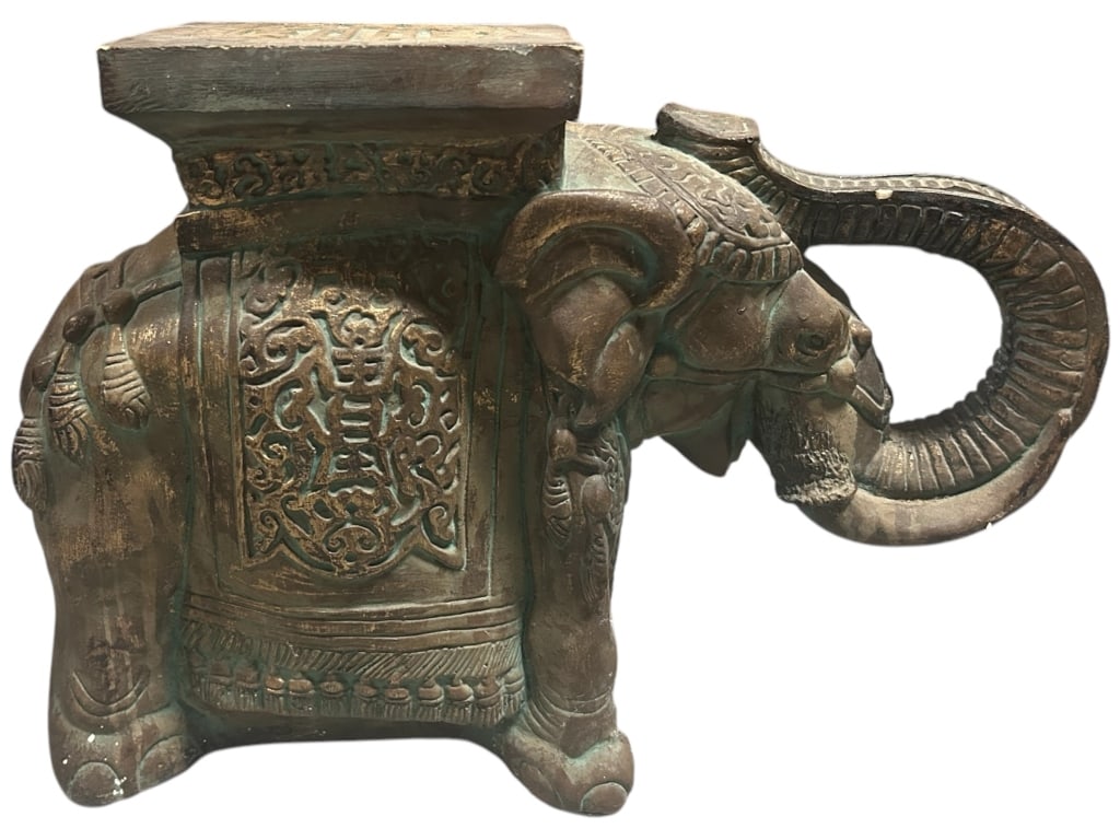 VINTAGE ASIAN STYLE ELEPHANT GARDEN TABLE 17" (1 of 4)