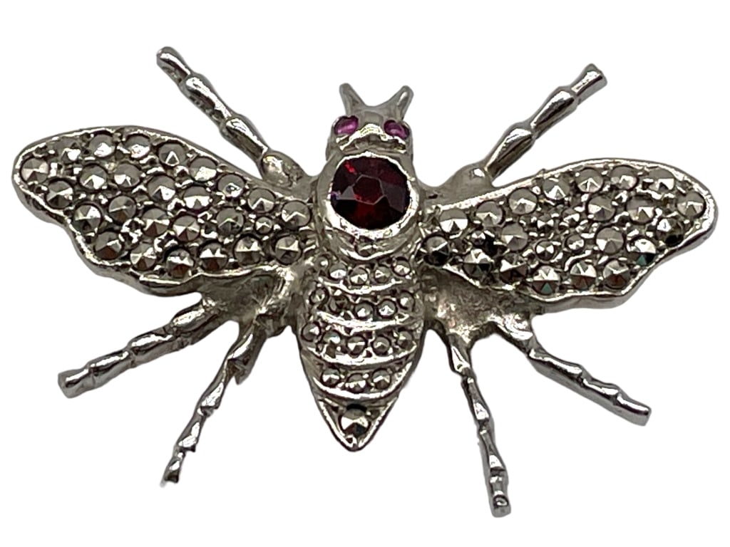 SILVER RHINESTONE JEWELED BUMBLE BEE PIN 1.25" (1 of 5)