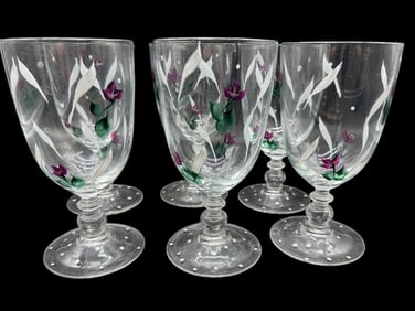 6 HANDPAINTED SIGNED COTTAGE BORNE WINE GLASSES