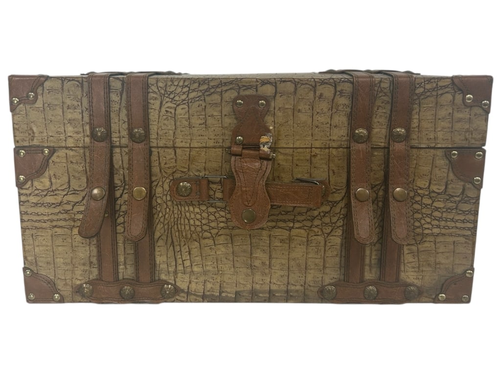 CROCODILE-EMBOSSED WOODEN TRUNK 10.5" (1 of 7)