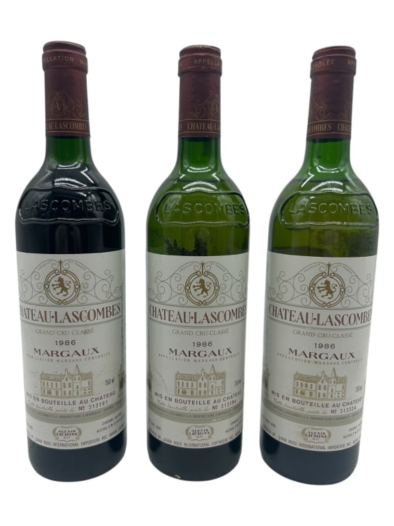 LOT OF 3 – 1986 CHÂTEAU LASCOMBES MARGAUX 12": - LOT OF 3 – 1986 CHÂTEAU LASCOMBES MARGAUX, GRAND CRU CLASSÉ – THREE 750ML BOTTLES OF CHÂTEAU LASCOMBES FROM THE CLASSIC 1986 VINTAGE IN THE PRESTIGIOUS MARGAUX APPELLATION OF BORDEAUX. A SECO
