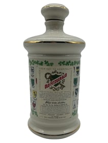OLD FITZGERALD 1969 STITZEL-WELLERS DECANTER 9"