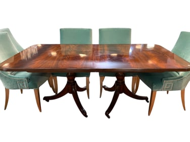 MAITLAND SMITH EXTENDABLE DINING TABLE W 2 LEAVES