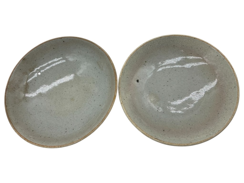 PAIR OF JAPANESE HAND-PAINTED CERAMIC BOWLS 10": - PAIR OF JAPANESE HAND-PAINTED CERAMIC RICE BOWLS – FLORAL UNDERGLOW DESIGN – THIS CHARMING PAIR OF VINTAGE JAPANESE RICE BOWLS FEATURES A SUBTLE GRAY INTERIOR WITH A RUSTIC MATTE GLAZE AND A VIV