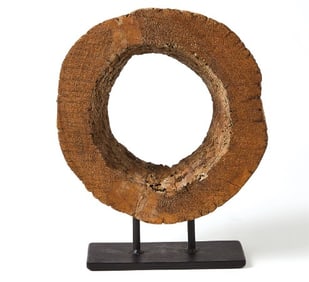 WOOD HALF UKHLI WHEEL ON STAND 24"