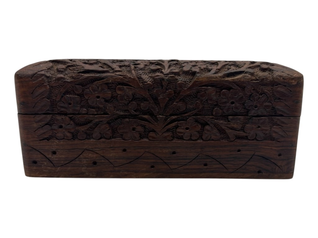 HAND-CARVED WOODEN FLORAL TRINKET BOX 6" (1 of 9)